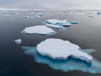 Arctic Pack ice sailing © Andreas Alexander - Oceanwide Expeditions_Andreas Alexander
