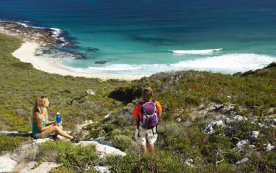 Cape-Lodge_Margaret-River_Bushwalking-Coastal-Couple
