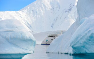 Greg Mortimer in Antarctica 4; Sergei Andronov