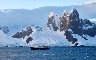 Plancius; Antarctica; Lemaire © Mike Louagie-Oceanwide Expeditions.jpg_Mike Louagie