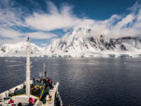 Plancius in Antarctica © Dietmar Denger;Oceanwide_Dietmar Denger