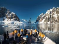 ANTARCTIC EXPRESS Crossing the Circle