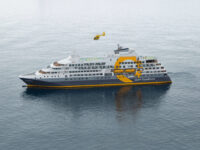 QuarkExpeditions_Helicopter_in_Landscape_4M9A7206_michellesole