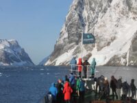 Sailing the Lemaire Channel © Unknown Photographer - Oceanwide Expeditions.jpg_Unknown Photographer