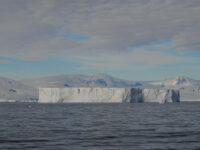Tabular iceberg, Detaille Island, Polar Circle © Jamie Scherbeijn-Oceanwide Expeditions.JPG_Jamie Scherbeijn