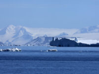 Weddell Sea scenery © Wim van Passel - Oceanwide Expeditions.jpg_Wim van Passel